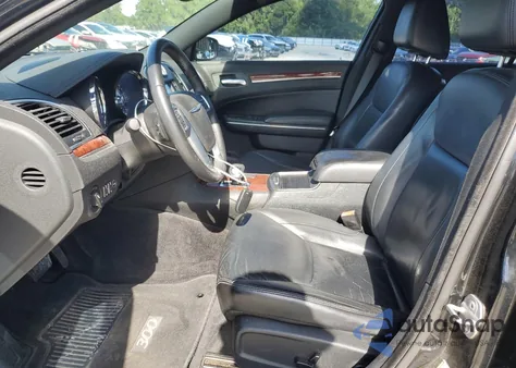 2012 Chrysler 300 Limited z USA, uszkodzony, nr VIN 2C3CCACG3CH167931